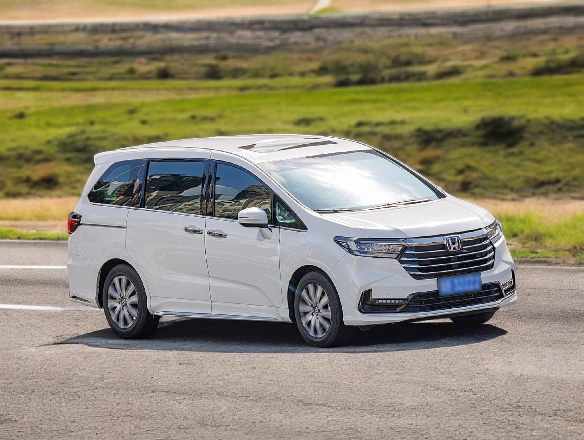 7-Seater People Mover — example vehicle